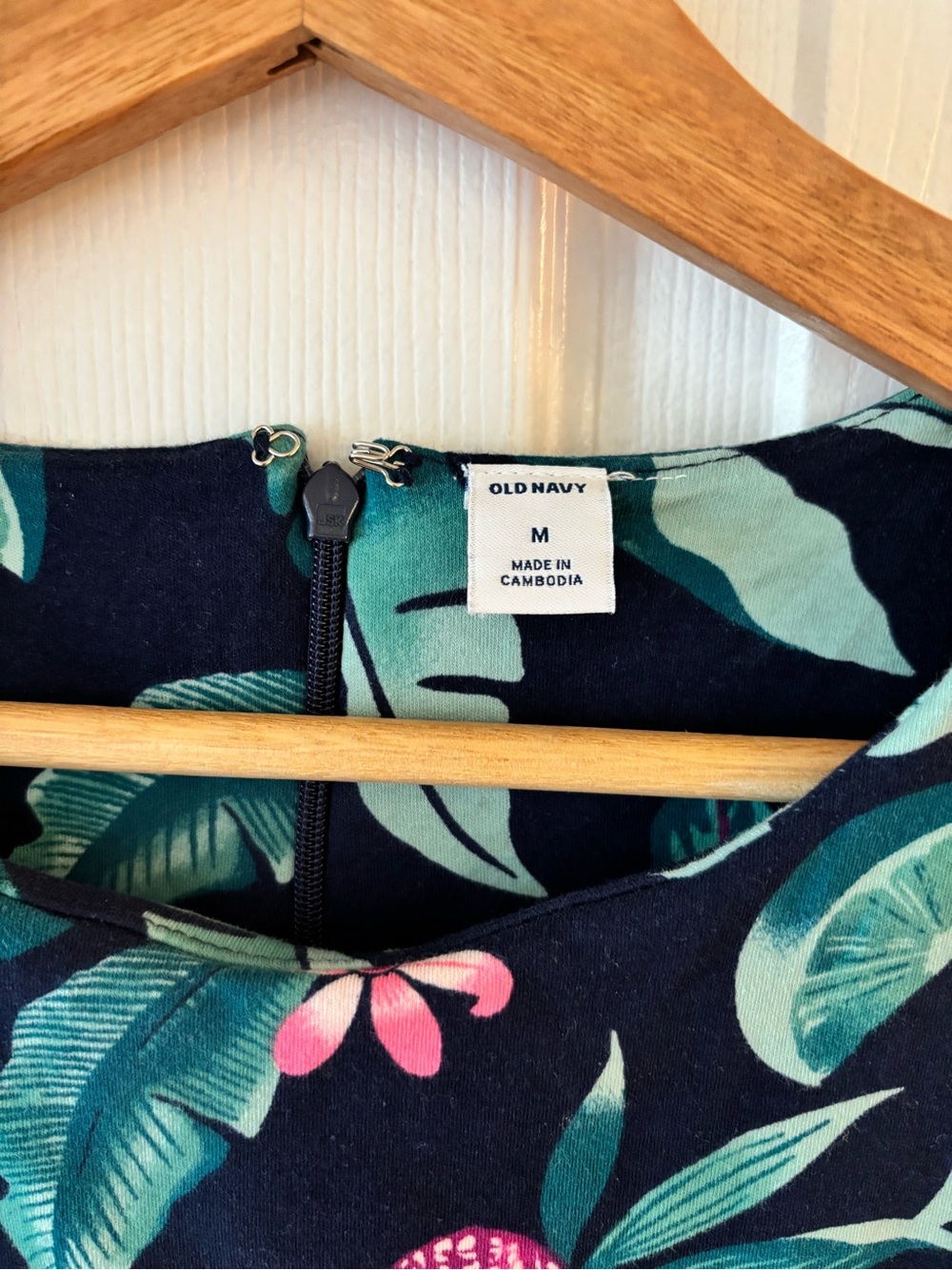 Old Navy Navy Floral Sheath Dress with Green and Pink Leaves - Picture 2 of 4